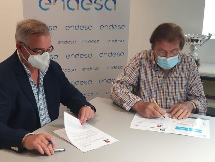Firma del convenio FFIB-Endesa