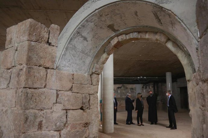 La Diputación de Barcelona financia el acondicionamiento del subsuelo de las plazas de Montserrat.