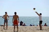 Vélez-Málaga (Málaga) cierra desde este jueves sus playas en horario de 23.00 a 07.00 horas