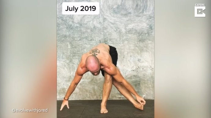 Este hombre se hace viral en Internet demostrando su increíble fuerza y flexibilidad