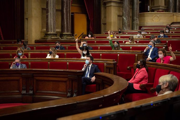 Vista general de una de las votaciones de un Pleno en el Parlament de Catalunya, a 22 de julio de 2021, en Barcelona, Catalunya (España). La sesión de hoy es una continuación de las de ayer y el martes 20.