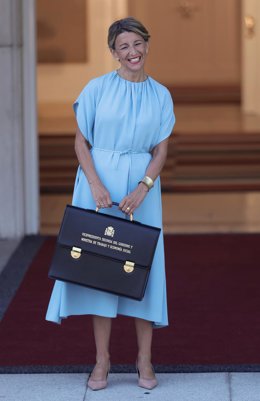 La vicepresidenta segunda del Gobierno y ministra de Trabajo y Economía Social, Yolanda Díaz, llega al Palacio de la Moncloa