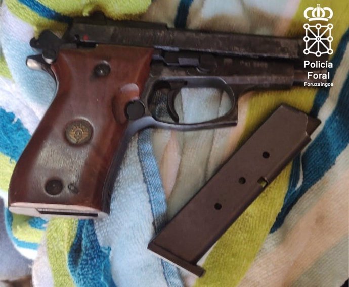 Arma incautada por la Policía Foral al detenido en Guesálaz