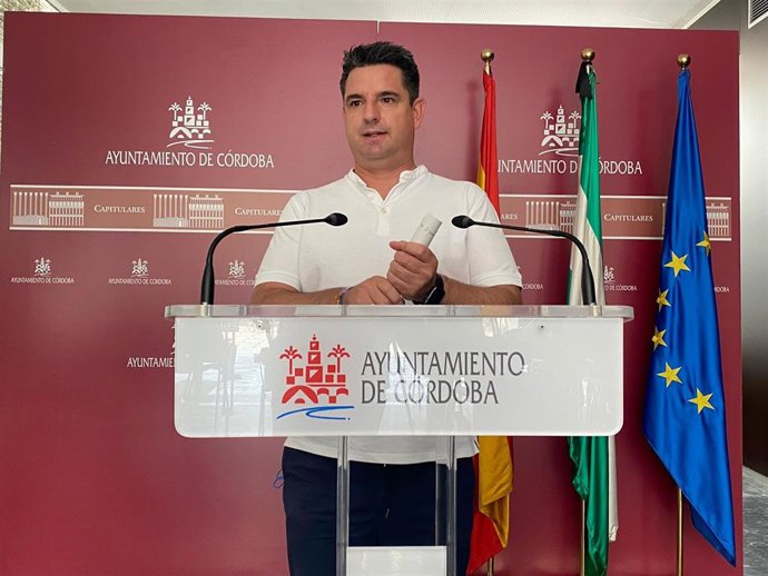 El portavoz de IU en el Ayuntamiento de Córdoba, Pedro García.