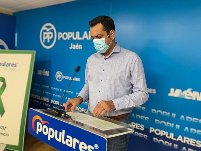 Juan Diego Requena durante la rueda de prensa de balance