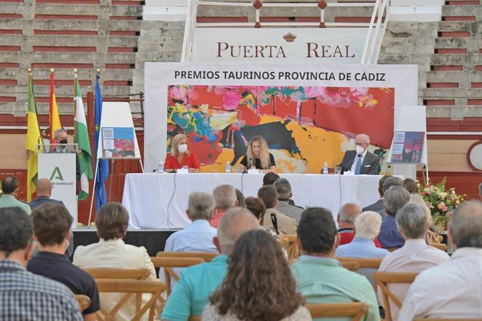 La delegada de la Junta de Andalucía en Cádiz, Ana Mestre, durante la presentación de los premios taurinos en la provincia de Cádiz.