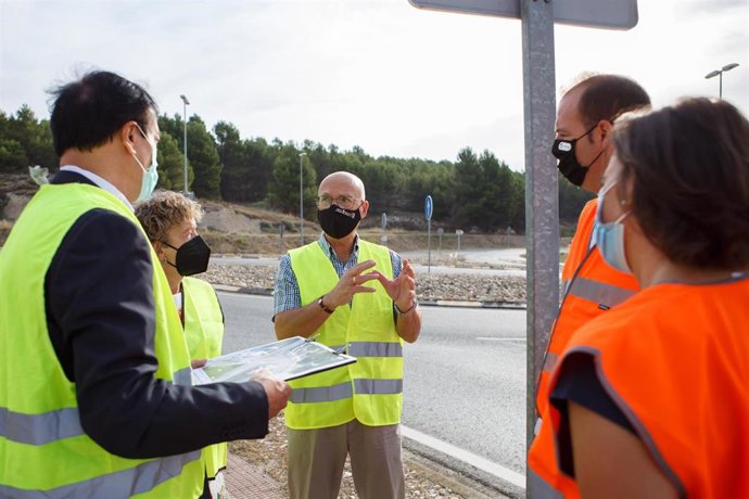 La construcción de la rotonda y el corredor peatonal de Cárcar se inicia este viernes.