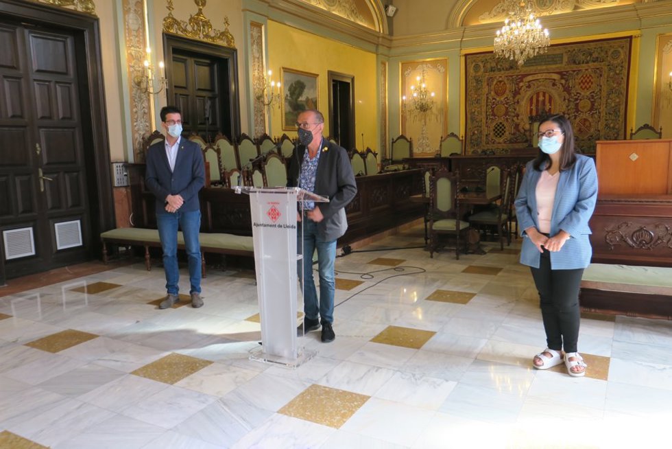Toni Postius, Miquel Pueyo y Jordina Freixanet
