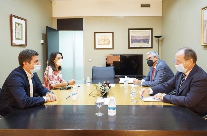 Reunión entre Ciudadanos (Cs) y la Confederación de Empresarios de Andalucía (CEA)