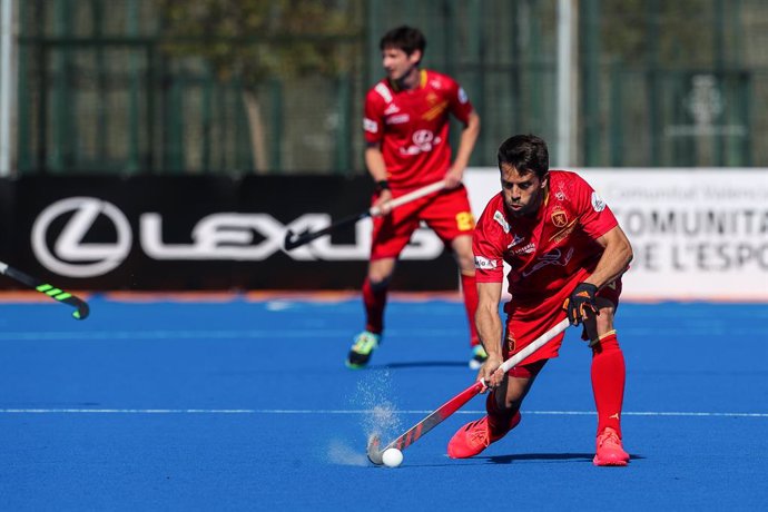 Archivo - Marc Salles of spain in action during the FIH Pro League of hockey, between Spain and Belgium. At the Virgen del Carmen-Betero stadium, Valencia. On February 6, 2021. Valencia, Spain