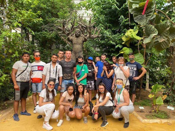 Foto de grupo de los estudiantes búlgaros