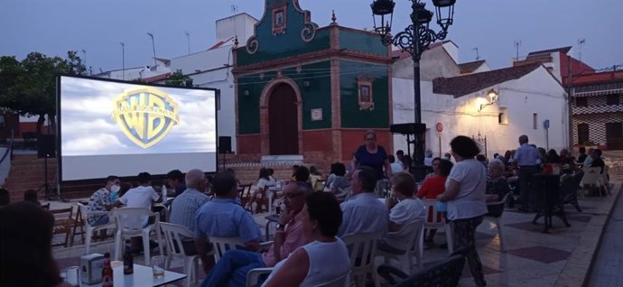 'Cine En El Pueblo' Vuelve A Los Municipios Menores De 5.000 Habitantes Con Todas Las Medidas De Seguridad