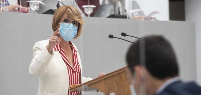 La diputada del Grupo Parlamentario Socialista Consa Martínez