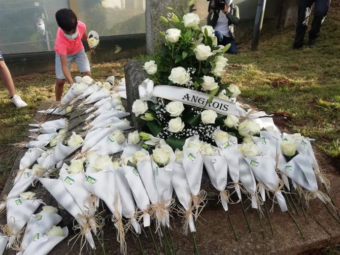 Homenaje a las víctimas del accidente del Alvia