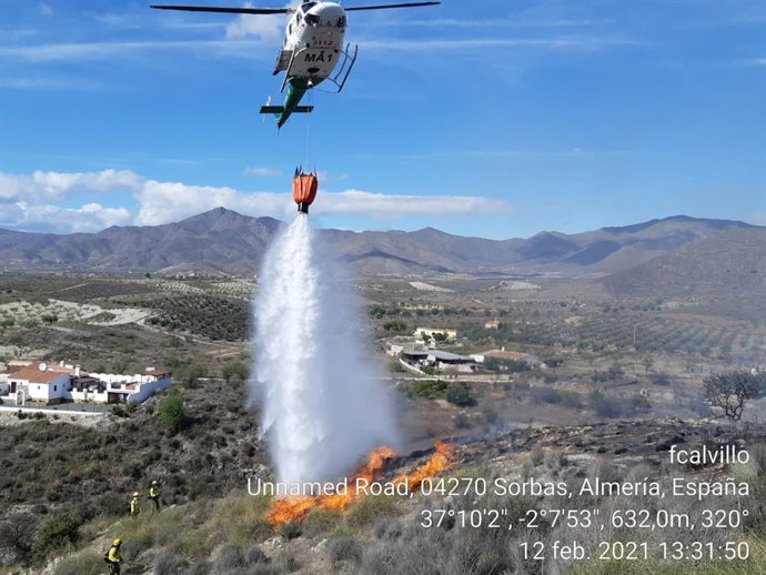 Labores de extinción en Sorbas