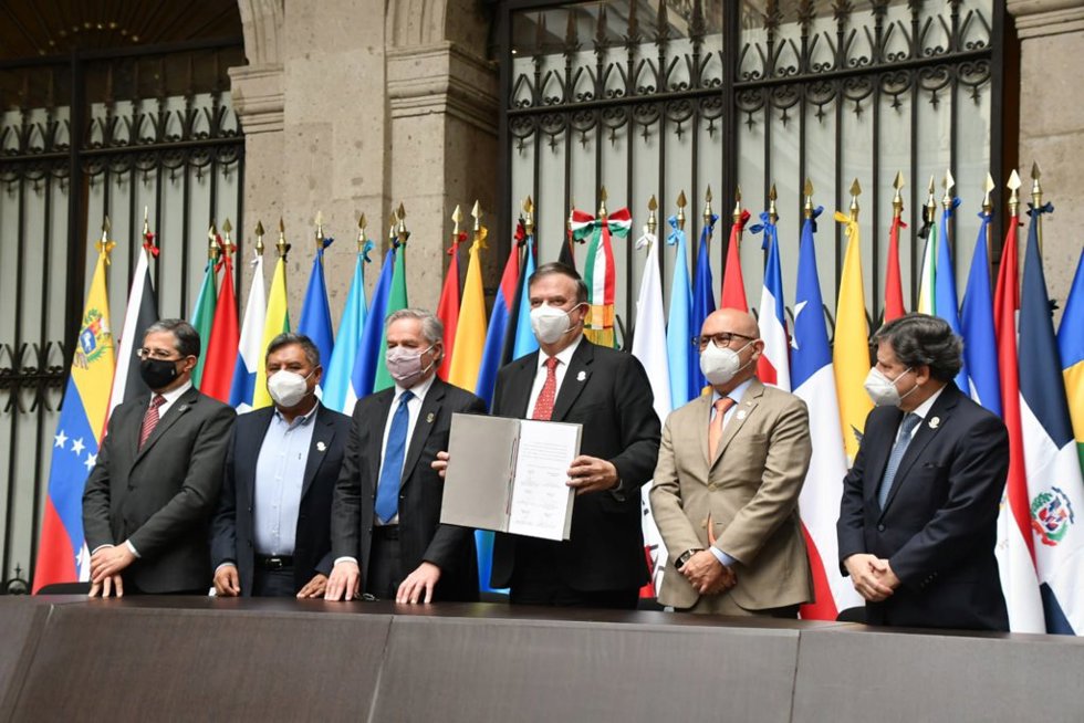 Firma del acuerdo para la creación de una Agencia Espacial Latinoamericana
