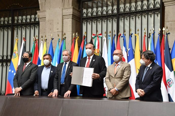Firma del acuerdo para la creación de la Agencia Espacial Latinoamericana