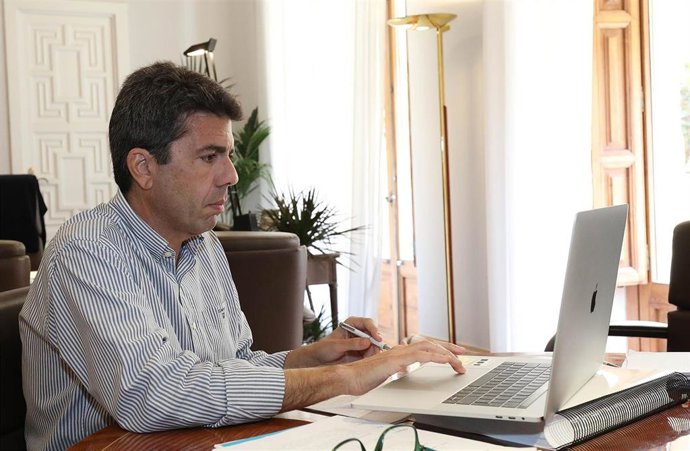 Archivo - El presidente de la Diputación de Alicante y del PPCV, Carlos Mazón