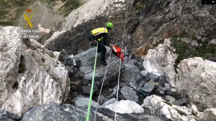 Fallece un escalador de Barcelona al precipitarse en el pico Troumouse, en Bielsa (Huesca).