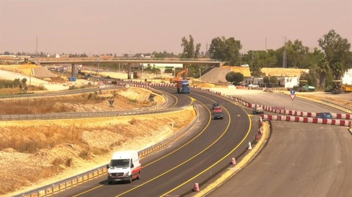 Archivo - Obras de la N-IV en 2019