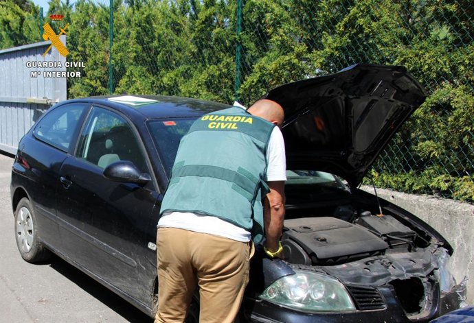 Coche que atropelló a los tres jóvenes