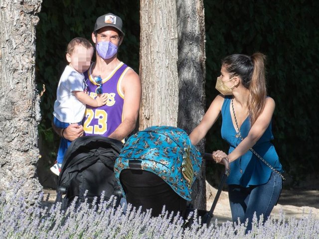 ISCO ALARCÓN Y SARA SÁLAMO