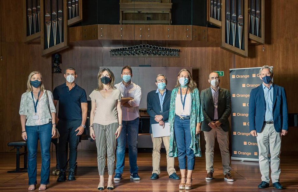 Jurado de la X edición de los 'Premios Solidarios Orange: ¿A quién quieres ayudar?'