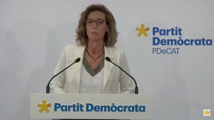 La secretaria general del PDeCAT, ngels Chacón, en rueda de prensa.