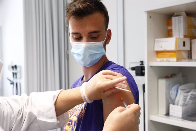 Aragón distribuirá esta semana 63.040 vacunas contra la COVID-19.