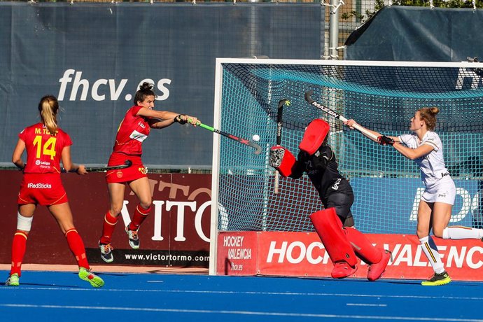 Archivo - Belén Iglesias of Spain Team in action during friendly match womens between Spain vs Belgium at the Betero stadium. On December 20, 2020 in Valencia, Spain