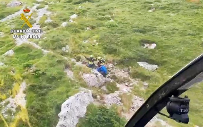 Rescate en Dobresengos (León) por la Guardia Civil.