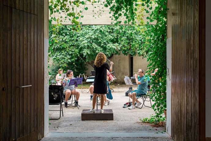 CAIXABANK, LA FSMCV, Y EL IVC, CONCEDEN AYUDAS A 40 ENTIDADES DE LA COMUNITAT VALENCIANA PARA MITIGAR EL IMPACTO DE LA PANDEMIA