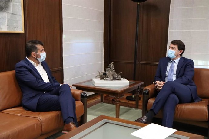 Reunión de Luis Tudanca y Alfonso Fernández Mañueco