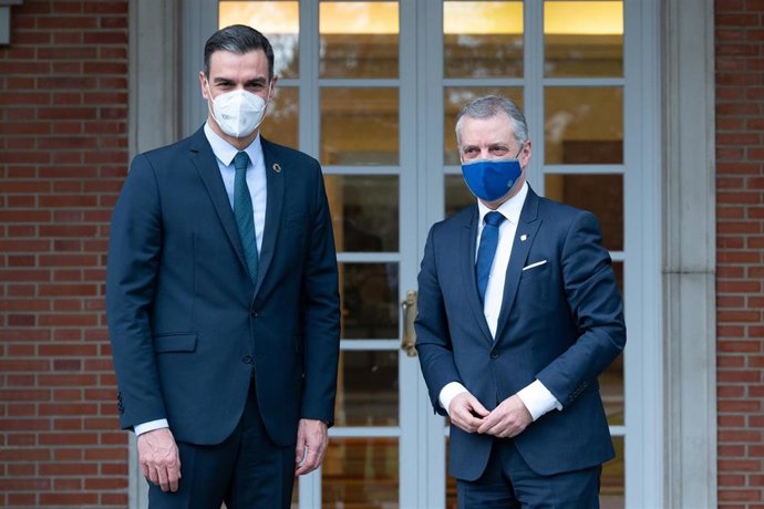 Archivo - Reunion entre Pedro Sánchez e Iñigo Urkullu en La Moncloa