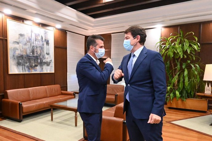 Reunión Mañueco y Tudanca