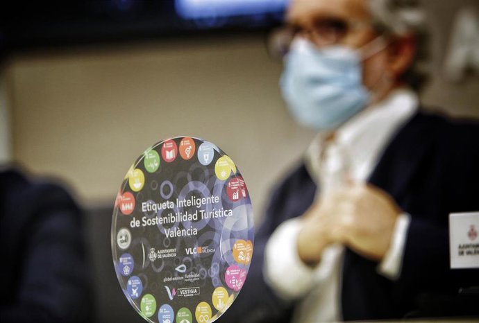 Valencia crea un sistema pionero para medir la huella hídrica de su actividad turística