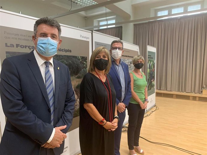 El presidente de la Diputación de Girona, Miquel Noguer, la presidenta de la Diputación de Barcelona, Nria Marín, el presidente de la Diputación de Lleida, Joan Talarn, y la presidenta de la Diputación de Tarragona, Noemí Llauradó