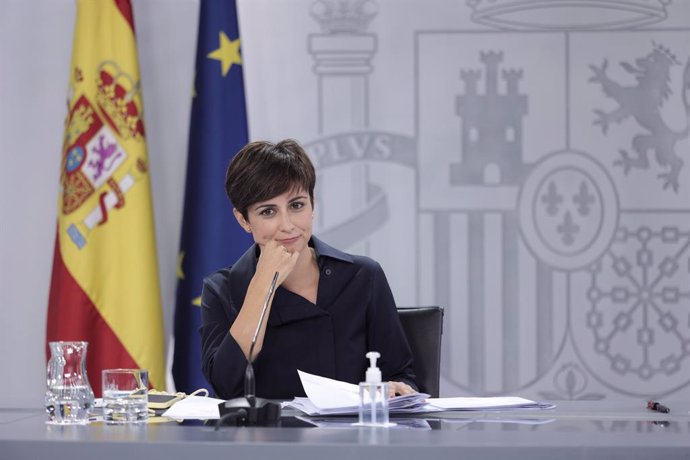 La ministra de Política Territorial, Isabel Rodríguez, en la conferncia de premsa posterior al Consell de Ministres