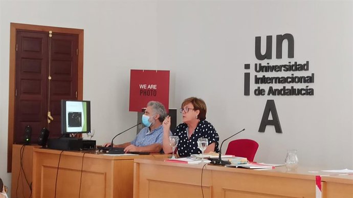 Concha Fernández, del Instituto Provincial De Educación Permanente (IPEP) de Almería durante el curso de la UNIA. 