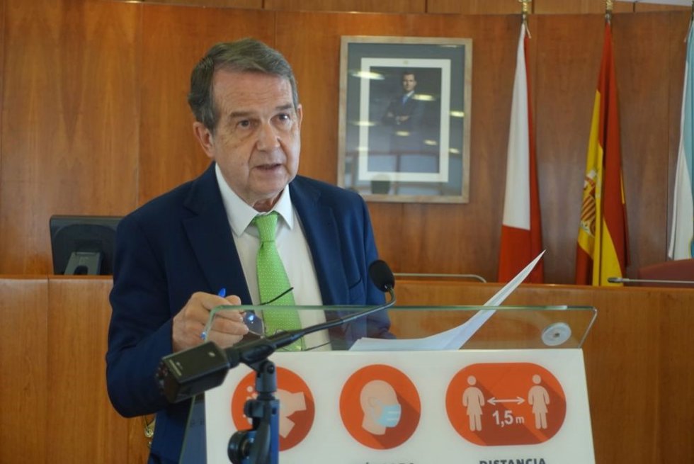 El alcalde de Vigo, Abel Caballero, durante la rueda de prensa