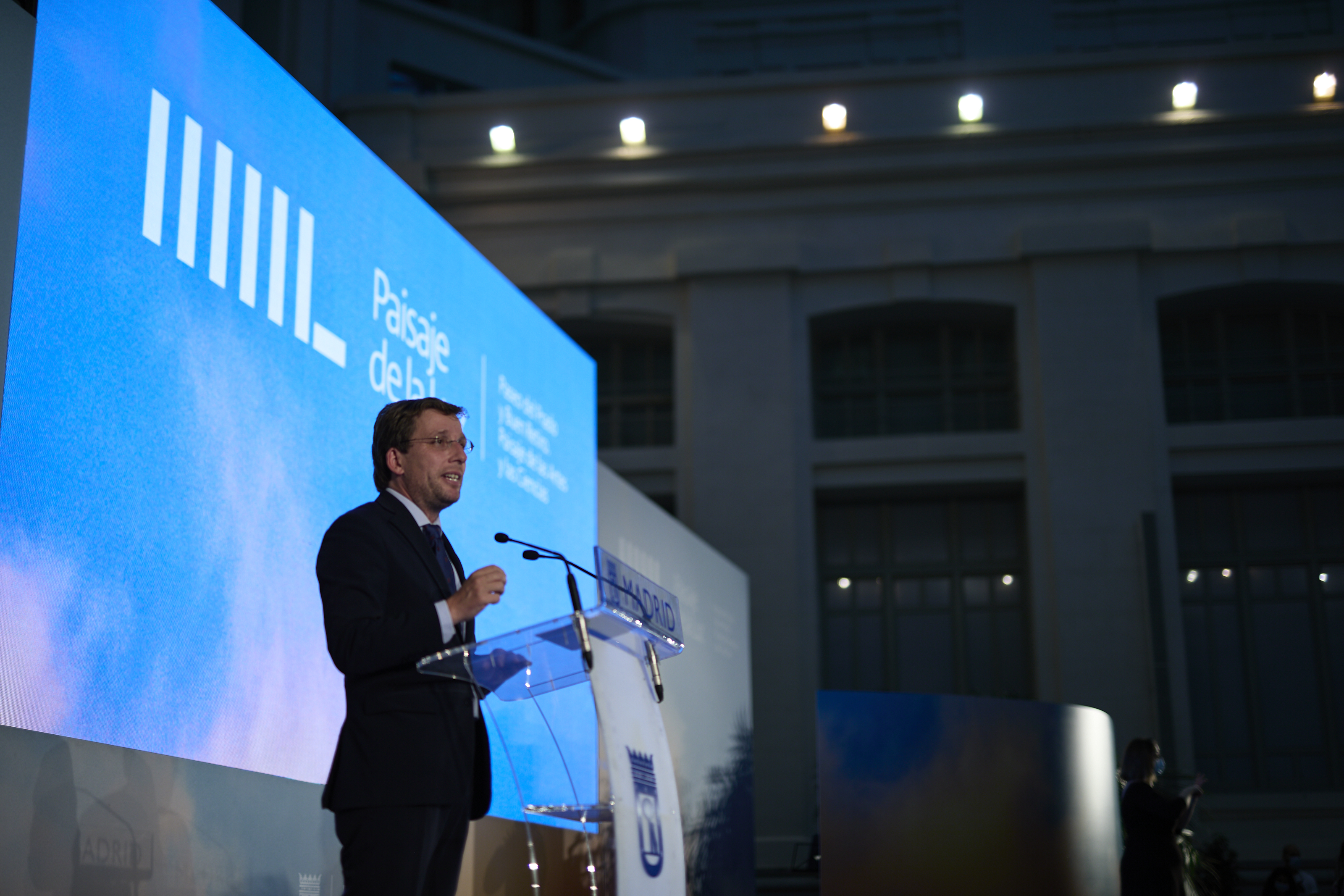 El alcalde de Madrid, José Luis Martínez Almeida en acto de celebración de la inscripción del ‘Paisaje de la Luz’ en la lista de Patrimonio Mundial de la UNESCO en la Galería de Cristal del Palacio de Cibeles, a 27 de julio de 2021, en Madrid (España).