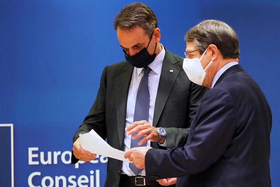 Archivo - Kyriakos Mitsotakis y Nicos Anastasiades.