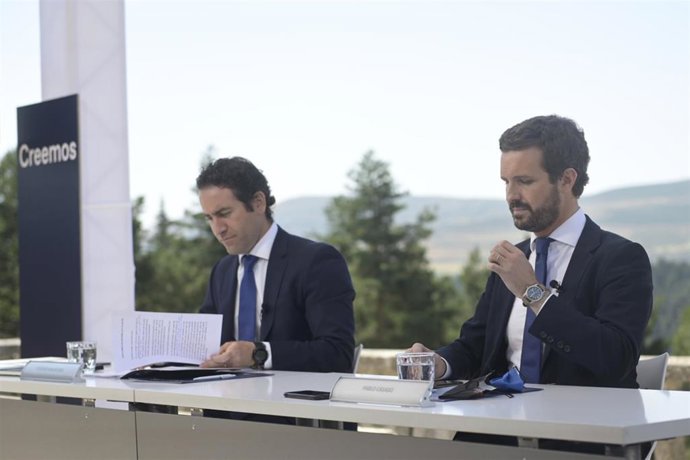 Pablo Casado preside la reunión de la Junta Directiva Nacional del PP en Gredos