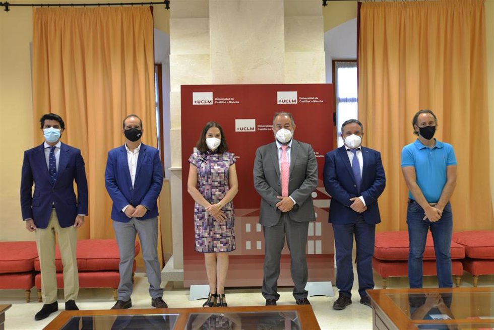 La UCLM y Telefónica renuevan la Cátedra de Sistemas Avanzados de Interacción para Educación Digital.