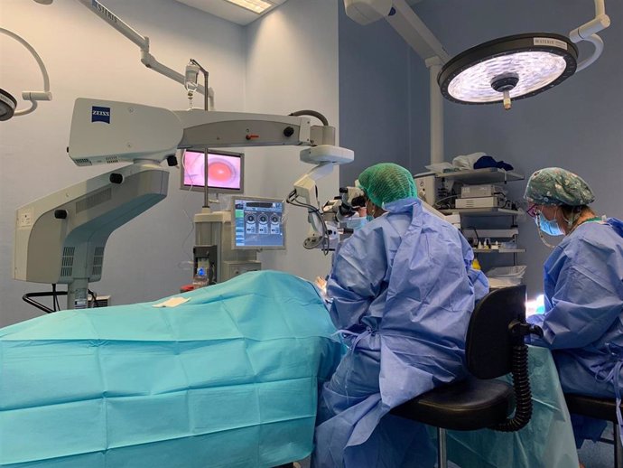 La Unidad de Alta Resolución de Cirugía de Catarata (ARCCA) del Hospital Provincial ha realizado ya más de 35.000 operaciones.