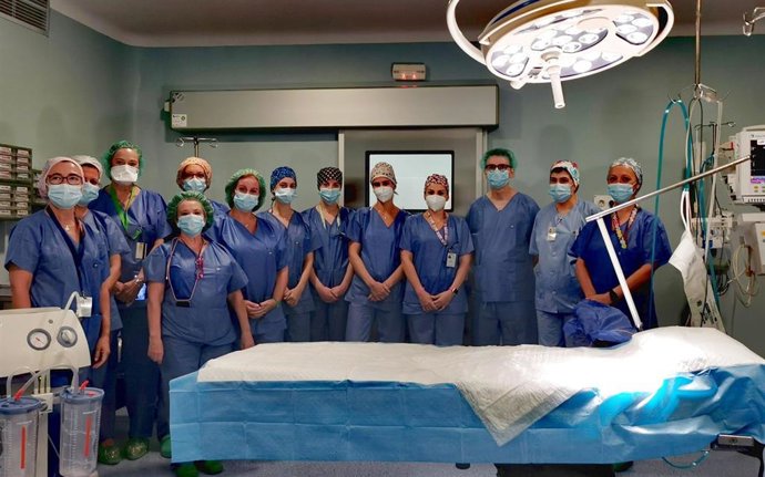 Equipo de profesionales de donación de sangre de cordón umbilical del Hospital de Valme de Sevilla