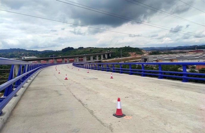 Obras del vial de la Zalia en Avilés.