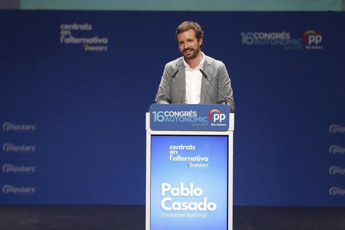 El presidente del PP, Pablo Casado, durante el XVI congreso del PP de Baleares, a 24 de julio de 2021, en Palma, Mallorca, Islas Baleares (España). Varios miembros de la dirección nacional del PP arropan este sábado a la nueva presidenta del PP de Balea