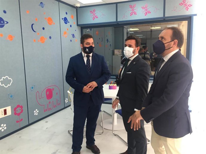 El viceconsejero de Justicia en sala Gesell para proteger a las víctimas vulnerables