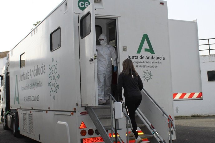 Archivo - Cribado en Cartaya.